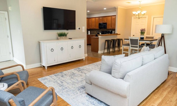 Highlands - Perkins Condominio | Close to LSU and Hospitals - King Beds & Pool