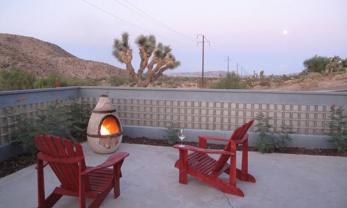 Joshua Tree Cabaña | 6 millas a la entrada del parque, 5 acres, jacuzzi, cerca de la aldea JT