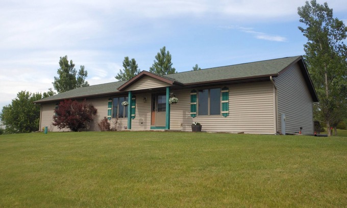 Elkhart Lake Casa | Cerca de Road America y el hermoso lago Elkhart y excelentes campos de golf