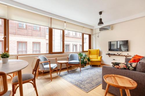 Kabatas Apartamento | Close to Taksim; Cosy 1br apt