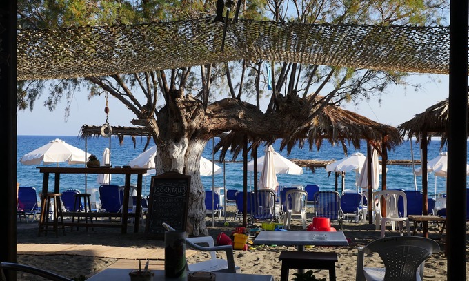 Myrtos Casa | Cerca de la playa, casa independiente con gran jardín y fantásticas vistas al mar.