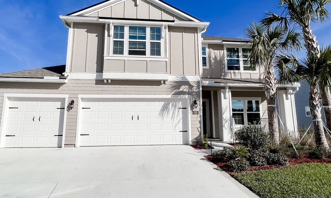 St. Augustine Casa | Close to the beach & downtown + pool, gym & playroom