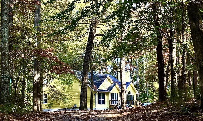 Senoia Casa | Cerca del territorio de 'The Walking Dead', nuestro Rockaway Hideaway. Escondite.