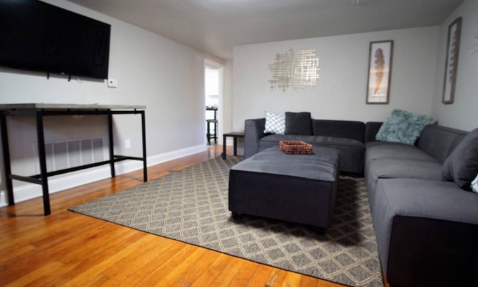 Greeley Apartamento | Bungalow con encanto junto a las bicicletas de crucero UNC-FREE!