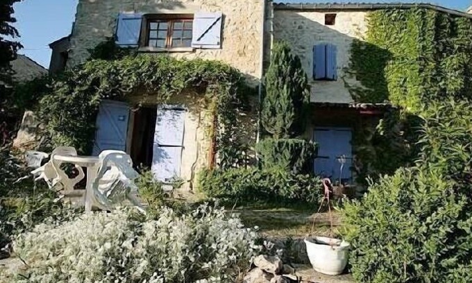 Chateauneuf-Miravail Apartamento | Cierre la ventana de lavanda --------------------------------------------- -----