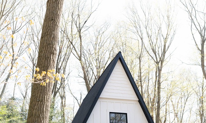 Holland Cabaña | Closest cottage to Laketown Beach!