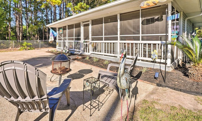 Waveland Casa | 'Cloud 9 On The Coast' < 1 Mi to Beach!