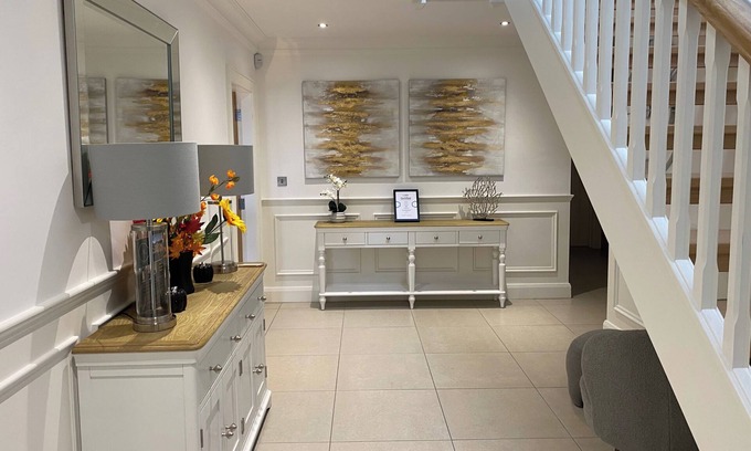 Newry Casa | Cloud Nine With Private HotTub - The Last Resort