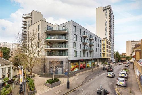 Woking Apartamento | Cloud9SA at Woking Central