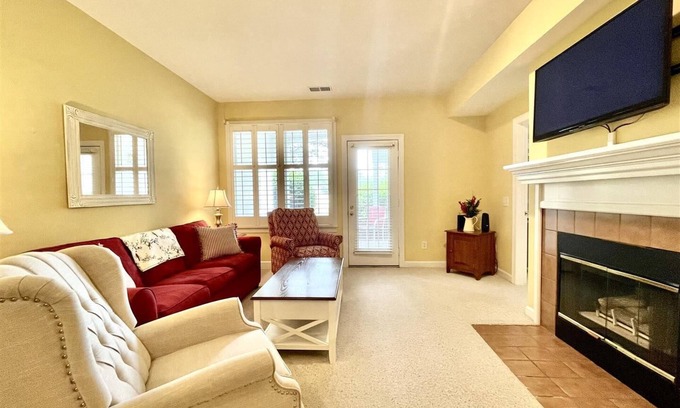 Southern Pines Condominio | Club Cottage Summary: