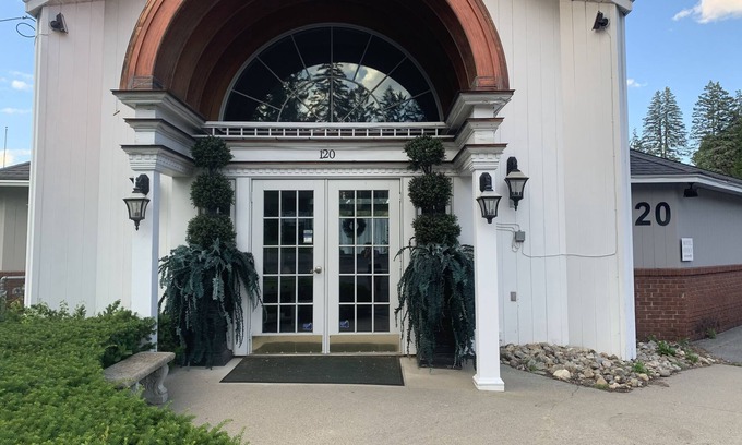 Saratoga Springs Hotel | club