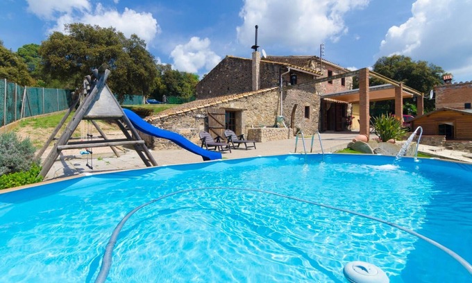 Macanet de la Selva Villa | Club Villamar - Descubre el encanto de una villa española serena y acogedora, ideal para una esca...