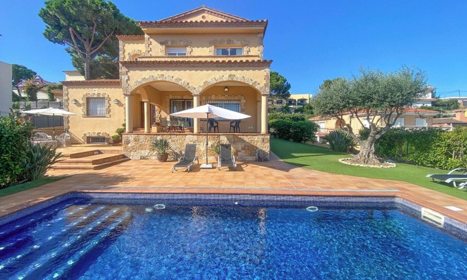 Condado del Jaruco Villa | Club Villamar - Preciosa casa situada en una zona privilegiada con vistas al mar, ofrece fantásti...