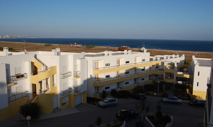 Meia Praia Apartamento | Clube Meia Praia