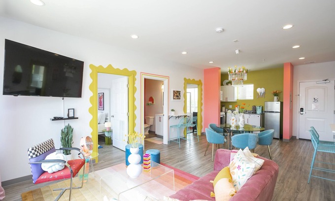 Maxwell Casa | 🎸🎇 CLUELESS HOME IN NASH-VEGAS! WALKABLE LOCATION!
