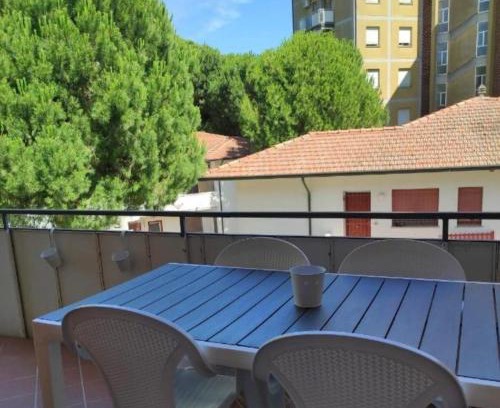 Zadina Pineta Apartamento | CN001 - Cesenatico, bilocale con balcone e aria condizionata