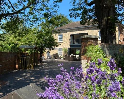 Caister-on-Sea Casa | Coach House near the beach