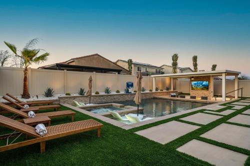 Coachella Casa | Coachella Luxe Oasis 6BR Resort Self Check-in