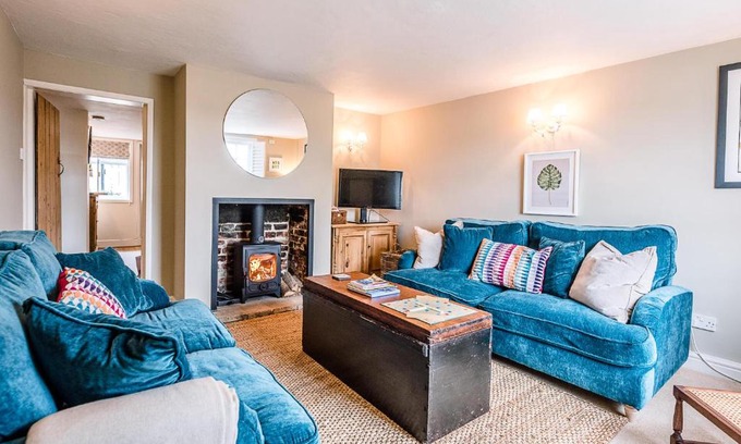 Wrentham Casa | Coachman's Cottage, Wrentham
