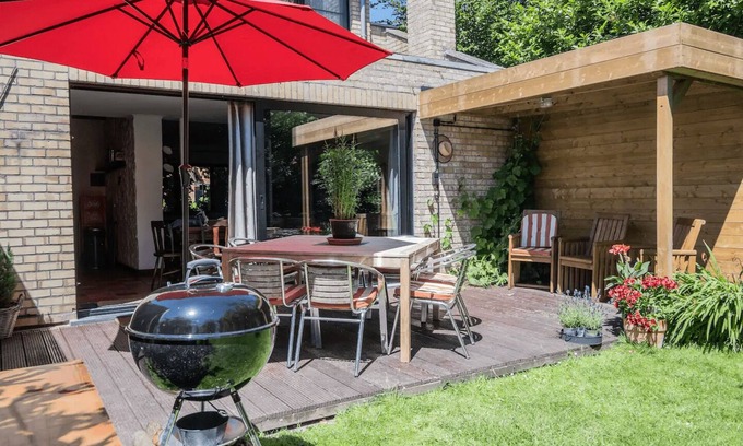 Gistel Casa | Coast , 0ostende , Brugge, Plopsa, family, infra red sauna, playground