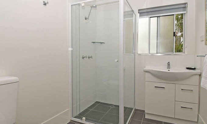 Torquay Casa | Coast Apartments Deluxe 2 Bedroom Apartment