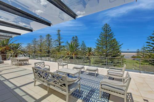 The Entrance Apartamento | Coast Luxury Apartments 17