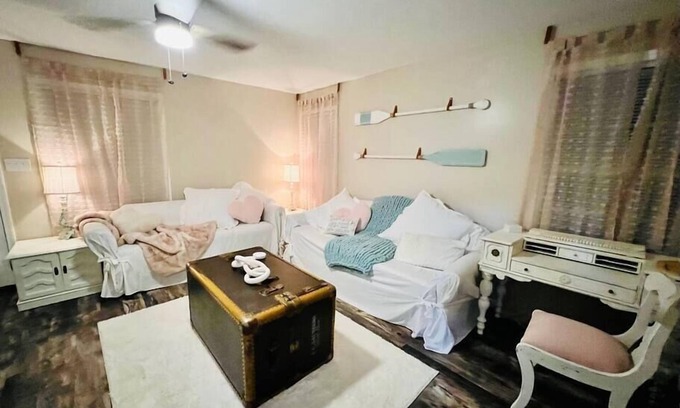 New Bern Apartamento | Coastal Casita by the River