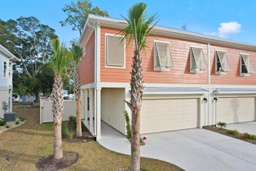 Murrells Inlet Casa | Coastal Charm Hallandale 3 Bdrm Vacation Home