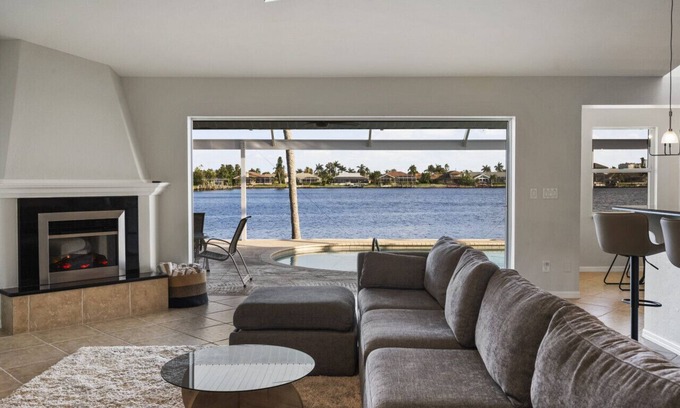 Eight Lakes Casa | Coastal Charm Villa with Private Pool and Gulf Access
