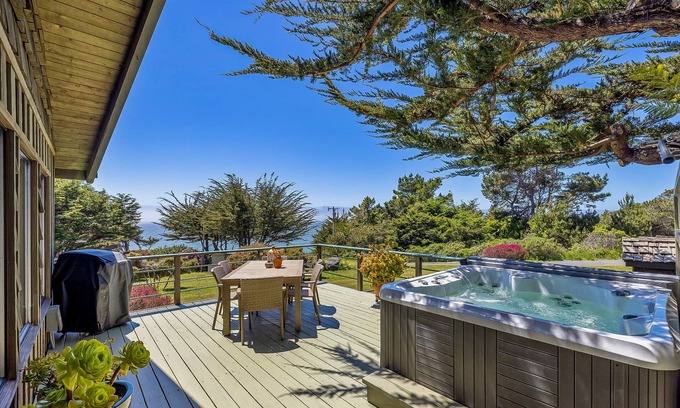 Timber Cove Casa | Coastal cliffside hideaway with yard, hot tub, & wood fireplace - dog-friendly