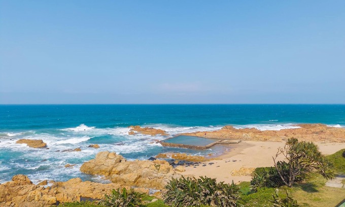 Margate Apartamento | Coastal Comfort | Balcony | Pool | Sea Views