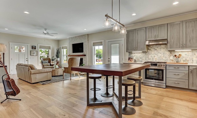 Midtown Cabaña | Coastal Cottage in the Low Country!