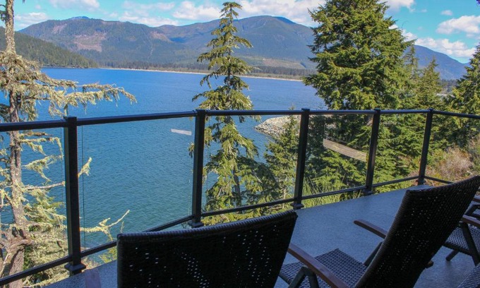 Port Renfrew Apartamento | Coastal Cottages
