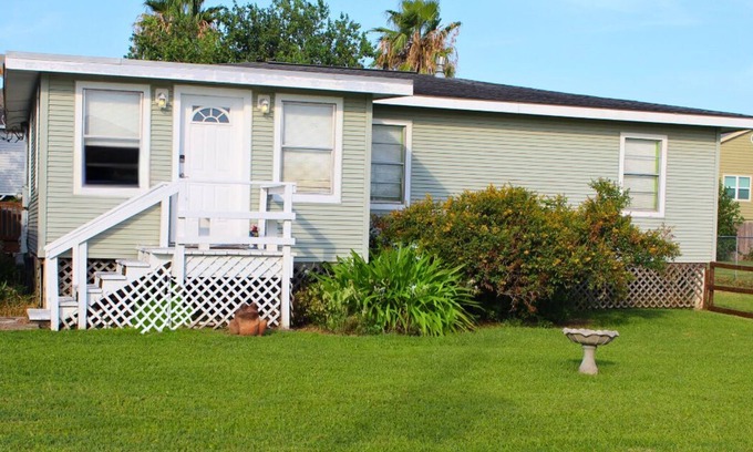 Galveston Casa | Coastal Country Charm