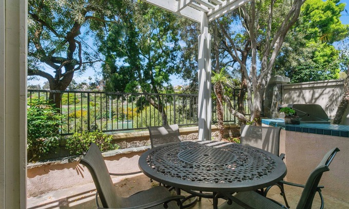 Laguna Niguel Casa | Coastal Elegance on Stoney Pointe #42075