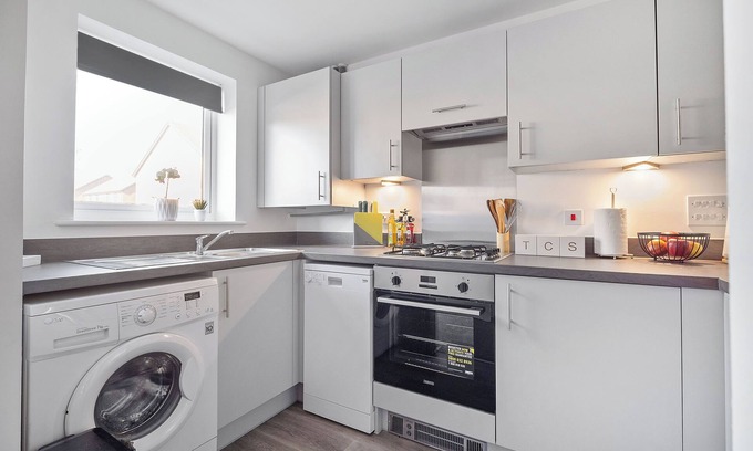 Folkestone Casa | Coastal Escape - Folkestone Retreat, Free parking/Great location!