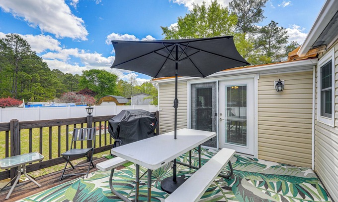Carteret County Casa | Coastal Escape w/ Grill, Yard, Fire Pit & Decks!