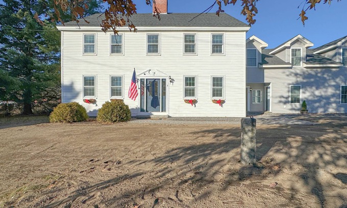 Scarborough Casa | Coastal Gathering House - Spacious 4-bedroom house close to Portland
