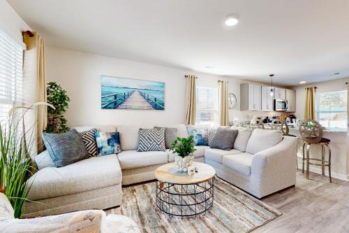 Ocean Isle Beach Casa | Coastal Gem