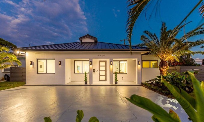 North Andrews Gardens Casa | Coastal Glam