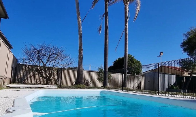 Long Jetty Casa | Coastal Haven: Spacious 3 Bedroom Home, Long Jetty