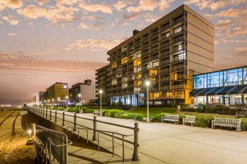 Northeast Virginia Beach Hotel | Coastal Hotel & Suites Virginia Beach - Oceanfront