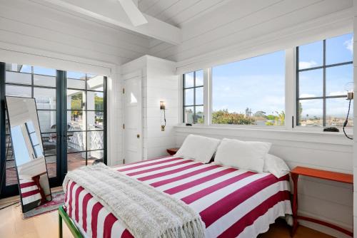 Village of La Jolla Casa | Coastal La Jolla Luxury - AC & Large Ocean View Patio!