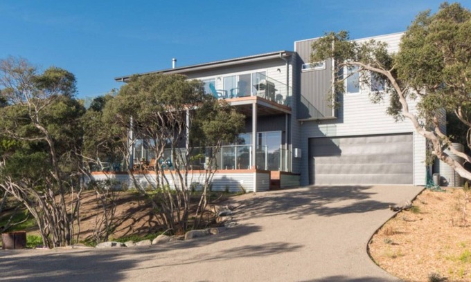 Rye Casa | Coastal Luxury - Perfect for 2-3 families to enjoy fabulous open plan living.