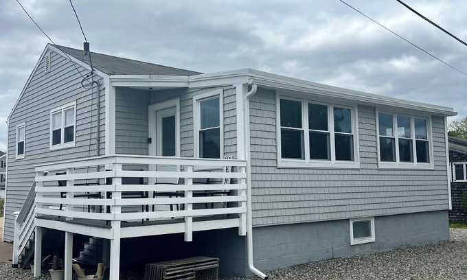 Newbury Cabaña | Acogedora casa de playa en Plum Island