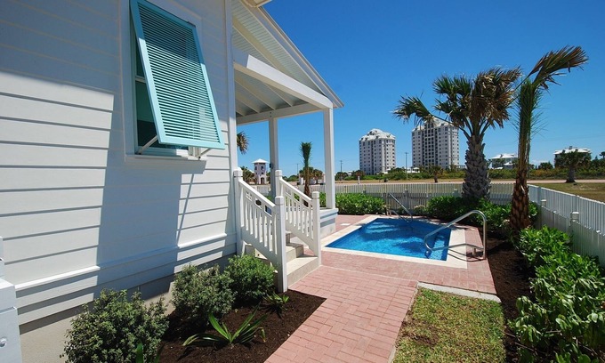 The Shores Cabaña | Coastal - Private Home Close To Beach & Bay 2 Bedroom Home by RedAwning