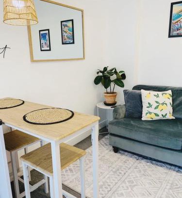Minster on Sea Casa | Coastal Retreat Guest Suite
