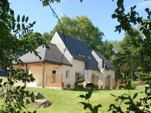 Plurien Casa | Coastal Retreat in Plurien