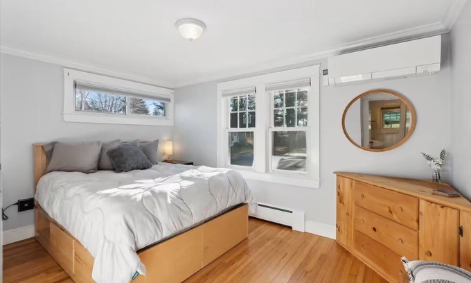 Scarborough Casa | Coastal Retreat - Sauna, Hot Tub & Swim Spa - Near Beaches and Downtown Portland