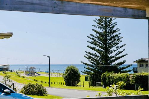 Whiritoa Casa | Coastal Retreat - Whiritoa Holiday House